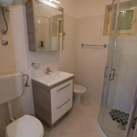 With A Parking Space Losinj, Losinj - 21195 Apartment Mali Losinj